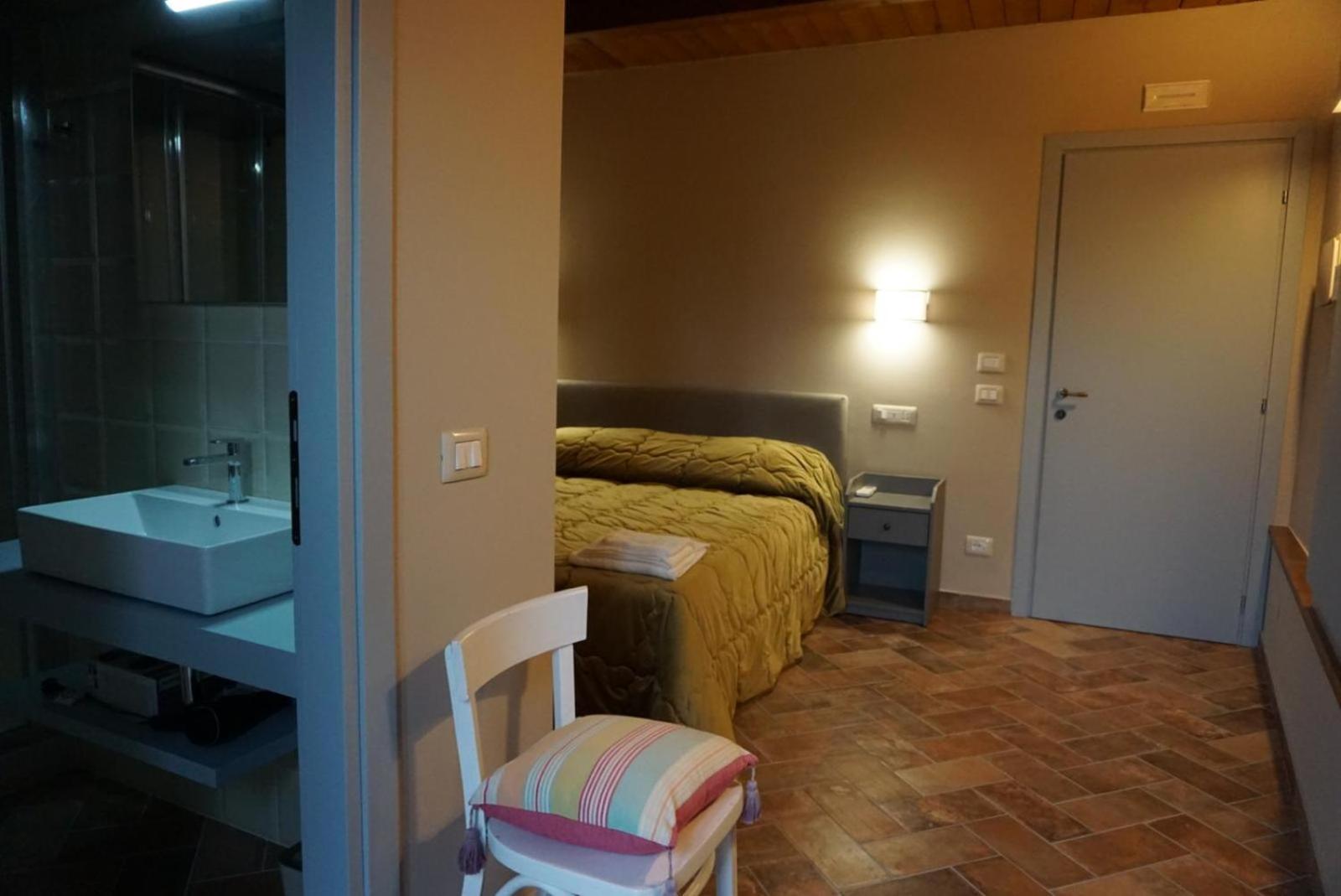 La Locanda Del Pellegrino Bassano in Teverina Esterno foto