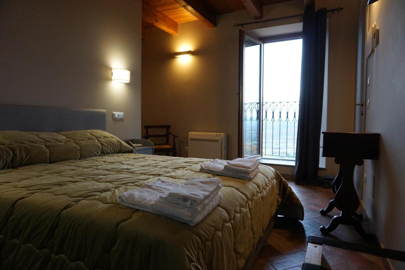 La Locanda Del Pellegrino Bassano in Teverina Esterno foto